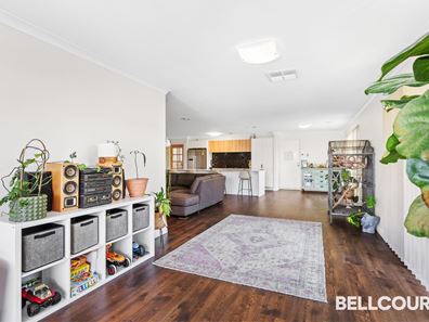 7 Musselbrook Trail, Ellenbrook WA 6069