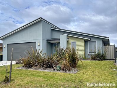 73 Angove Road, Spencer Park WA 6330