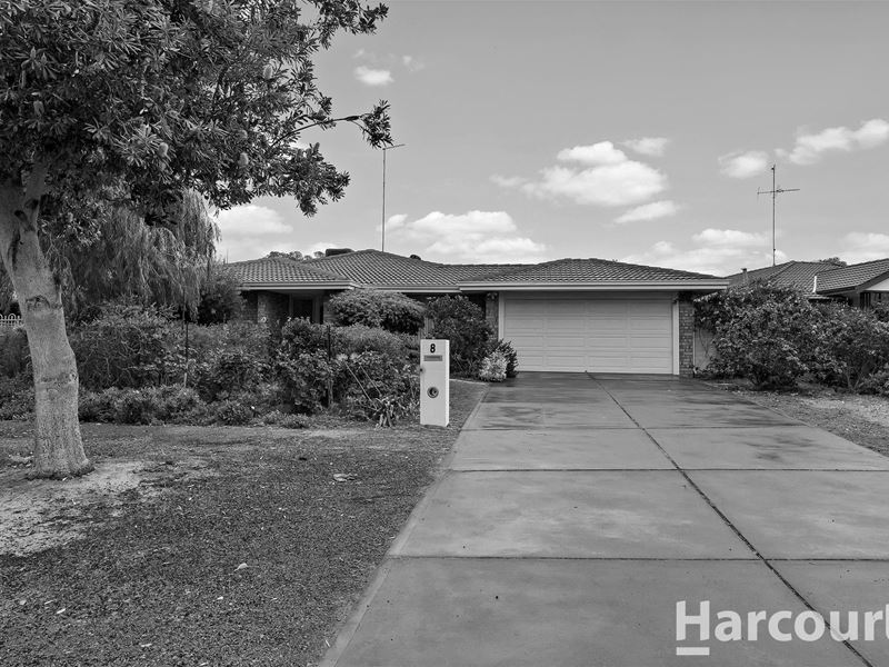 8 Pennington Gardens, Erskine
