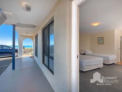 2/121 Ocean Drive, Bunbury WA 6230