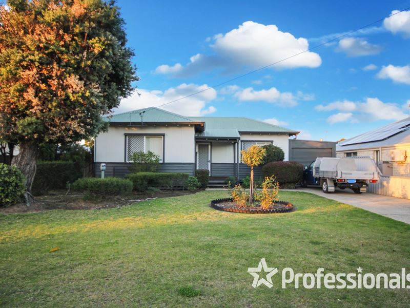 11 Tipping Street, Carey Park WA 6230