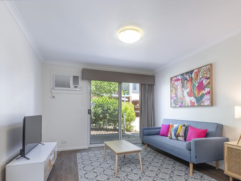 18/281 Mill Point Road, South Perth