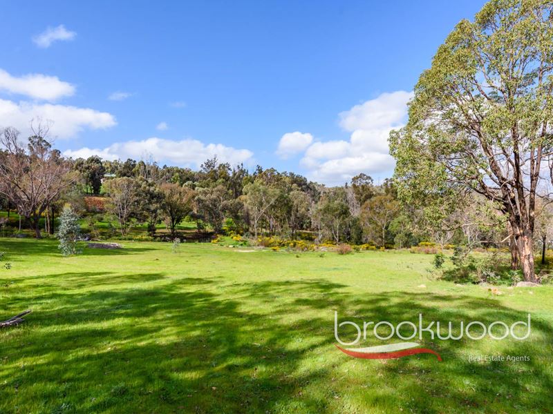 98 Brennan Rise, Gidgegannup WA 6083