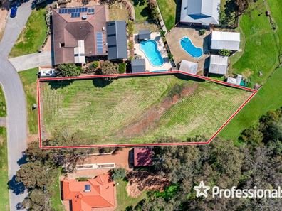 8 Pries Place, Kelmscott WA 6111