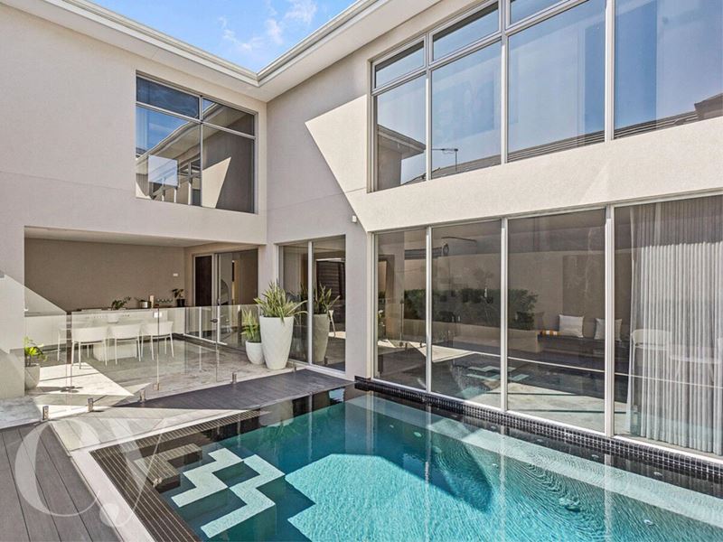 28 Pantheon Avenue, North Coogee