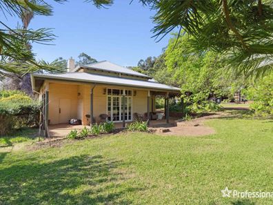 19 Loaring Road, Bickley WA 6076