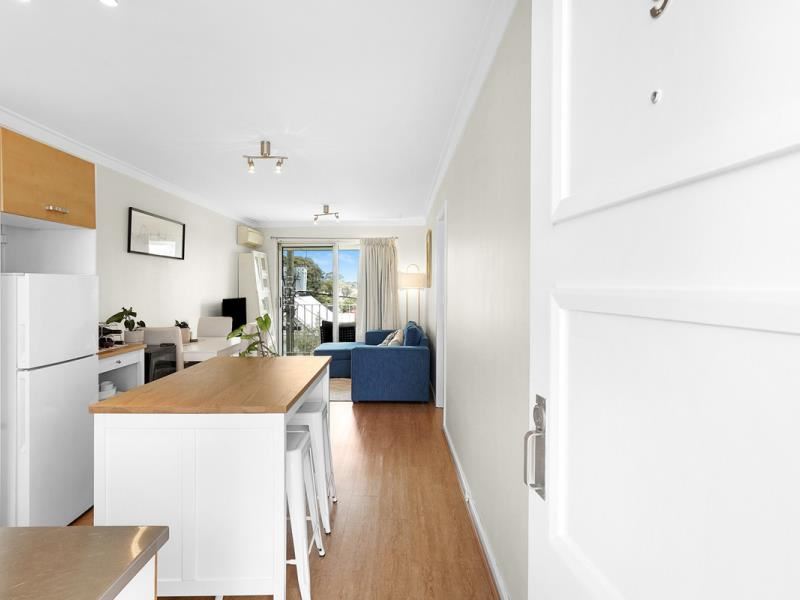 9/122 Ninth Avenue, Maylands