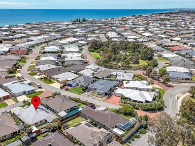 12 Pictum Way, Halls Head WA 6210