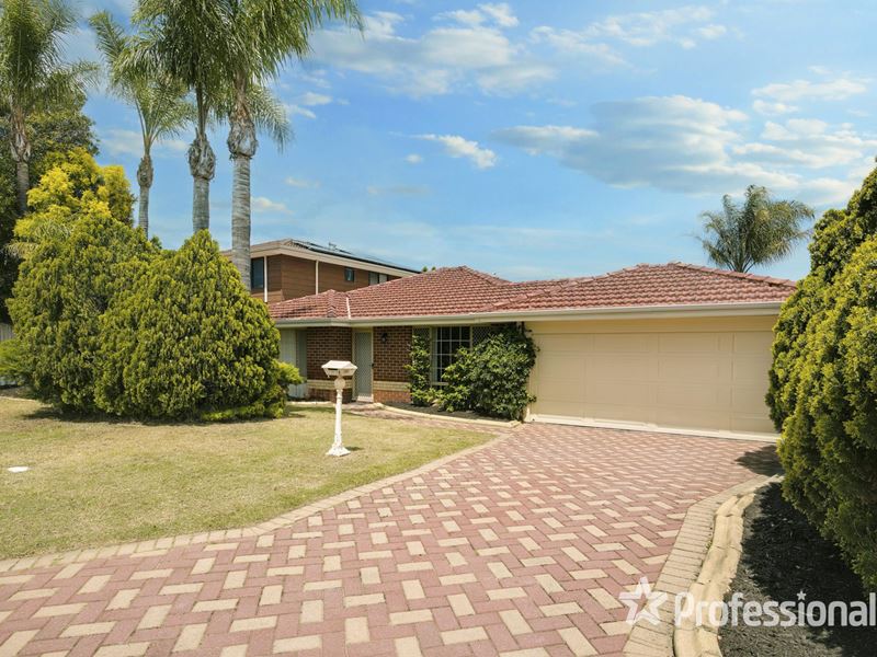 85 Ullinger Loop, Marangaroo WA 6064