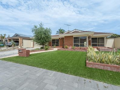 4 The Mead, Kiara WA 6054