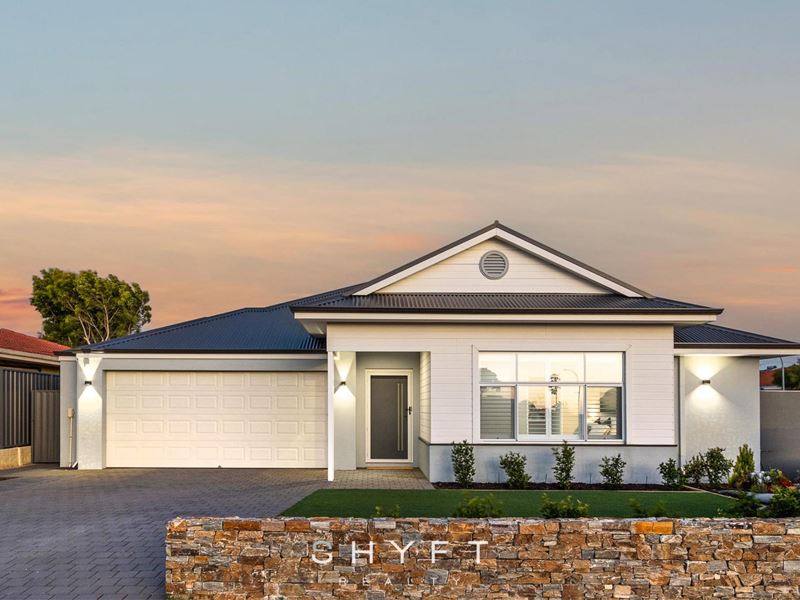 1 Dolphin  Way, Beldon WA 6027