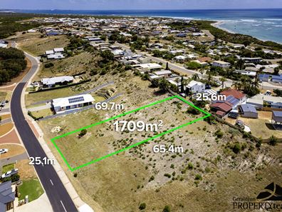 50 Stillwater Avenue, Drummond Cove WA 6532