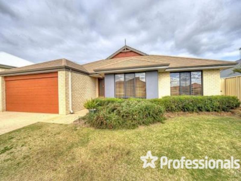 3 MAWSON GRANGE, Lakelands WA 6180