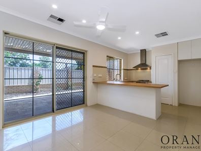 1/12 Wyong Road, Bentley WA 6102