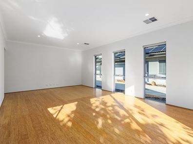 1/87 Hardey Road, Belmont WA 6104
