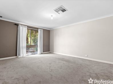 45 Warner Road, Parmelia WA 6167