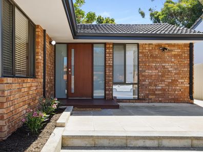 24 Tifera Circle, Kallaroo WA 6025