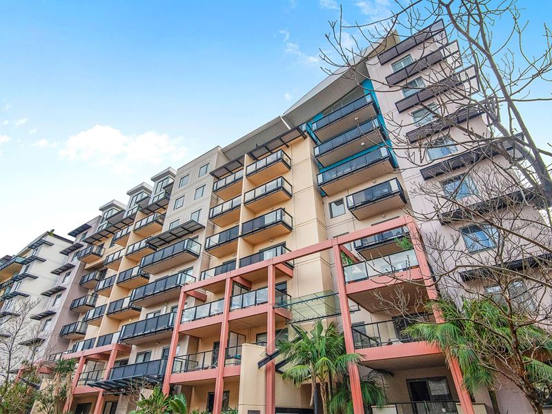 31/118 Mounts Bay Road, Perth