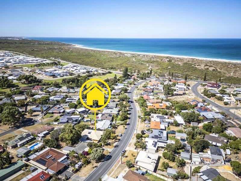 28 Blaxland Avenue, Two Rocks WA 6037