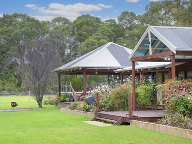 33 Brockman Road, Cowaramup WA 6284