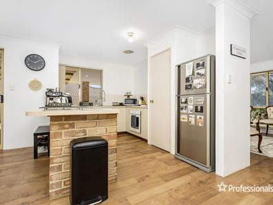 15 Reg Percy Street, Mount Tarcoola WA 6530