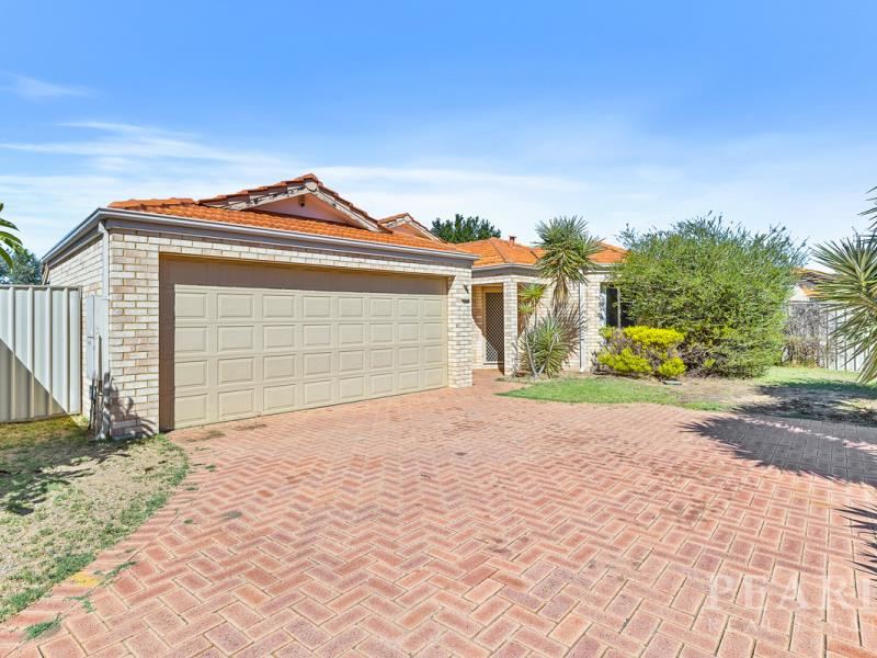 20B Lombadina Parade, Secret Harbour WA 6173