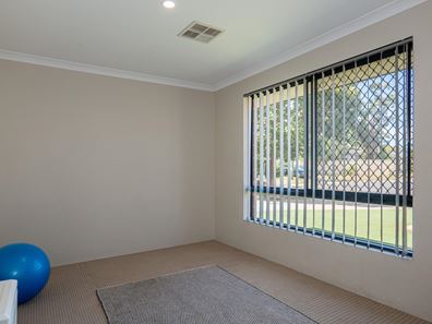 45B Amanda Drive, Camillo WA 6111