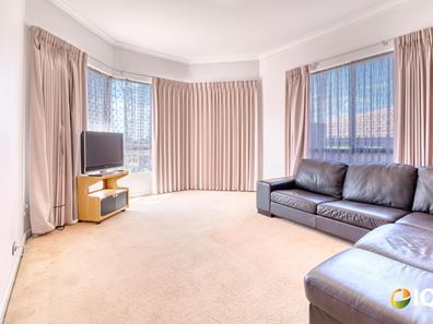 23 Edmiston Way, Winthrop WA 6150
