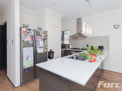 3/22 Susan Road, Madeley WA 6065