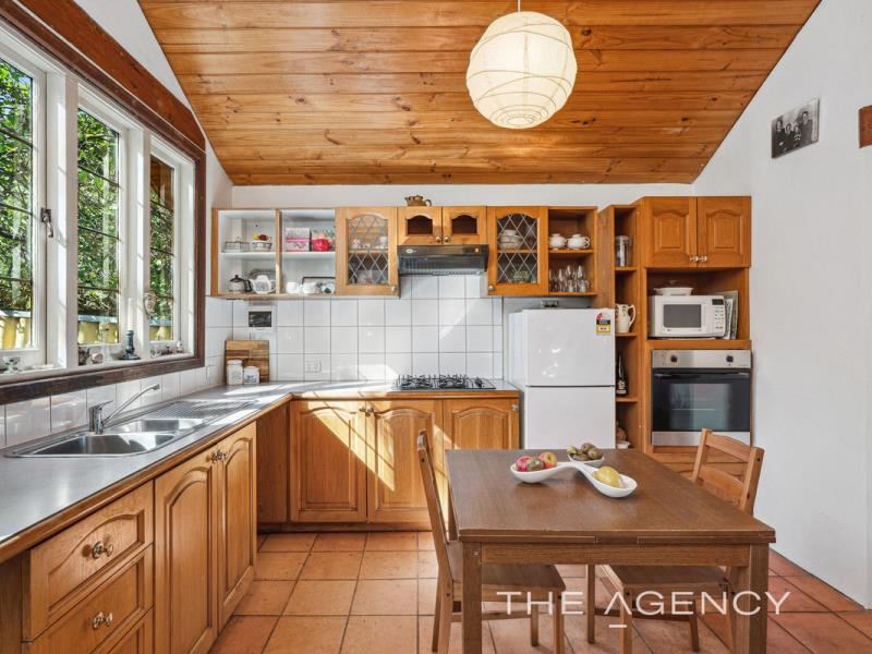 11a Mortlock Street, Hamilton Hill
