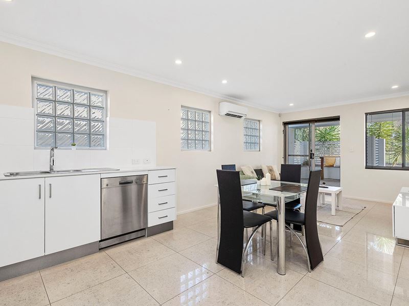 1/377 Daly Street, Cloverdale
