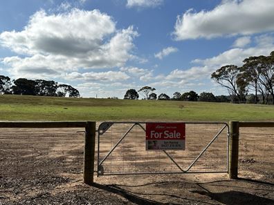 Lot 323,  Robinson Road, Woodanilling WA 6316