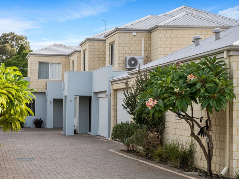 220B Acton Avenue, Rivervale WA 6103