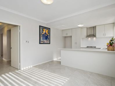 220B Acton Avenue, Rivervale WA 6103