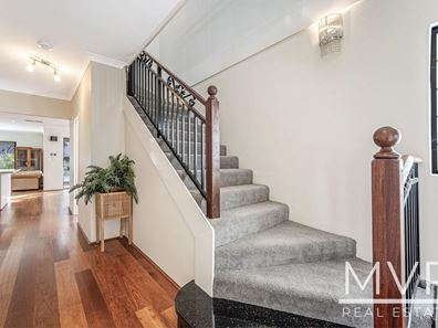 5 Dixon Street, Kardinya WA 6163