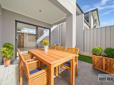 6/381 Daly Street, Cloverdale WA 6105