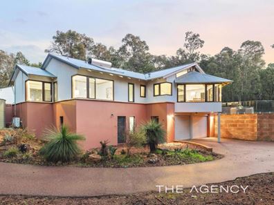 70 Broadway Road, Bickley WA 6076