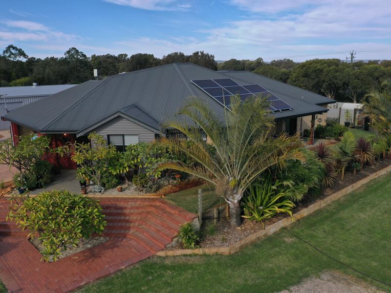 6 Florence Place, Oakford WA 6121