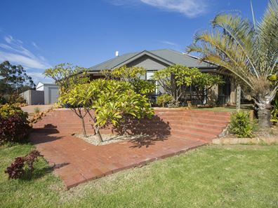 6 Florence Place, Oakford WA 6121