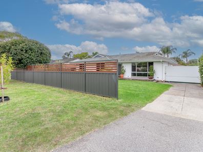 15 Dural Way, Armadale WA 6112