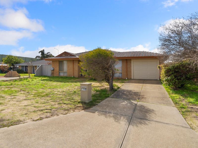 8 Woodman Place, Beechboro WA 6063