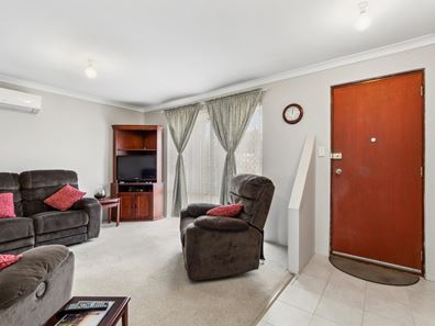 8 Woodman Place, Beechboro WA 6063