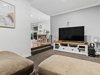 11 Hercules Street, Rockingham WA 6168