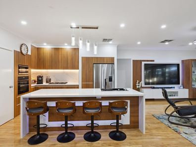 17 Octagon Gardens, Aveley WA 6069