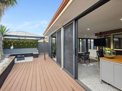 17 Octagon Gardens, Aveley WA 6069