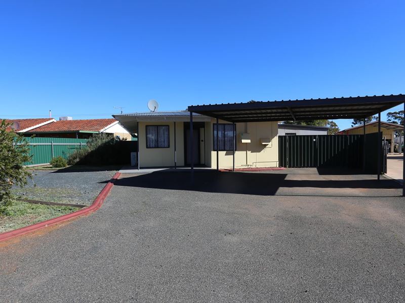 27 Grevillea Crescent, Kambalda West