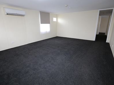 27 Grevillea Crescent, Kambalda West WA 6442
