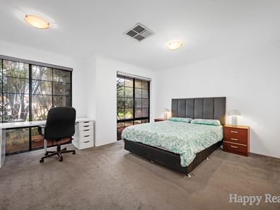 20 Woodhouse Circuit, Canning Vale WA 6155