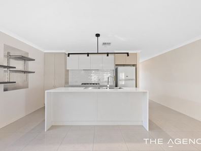 18 Picton Road, Lakelands WA 6180