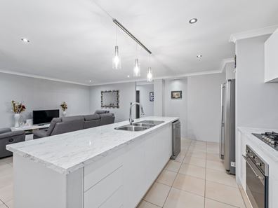 23 Lynella Circuit, Banksia Grove WA 6031